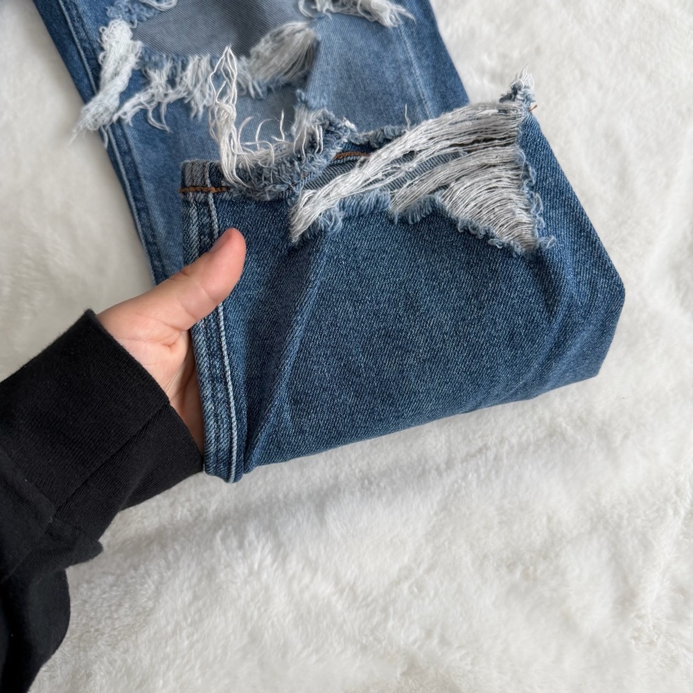 American Eagle Curvy Mom Jean Size 8 - Picture 8 of 10